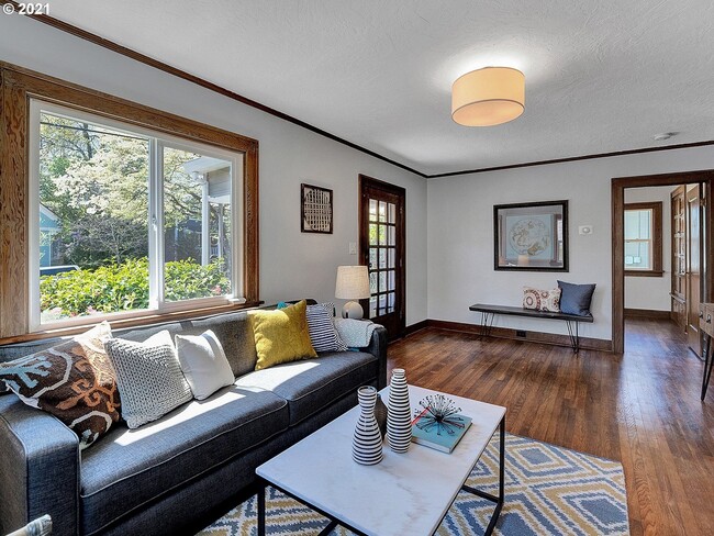 Photo - 2015 SE Sherrett St