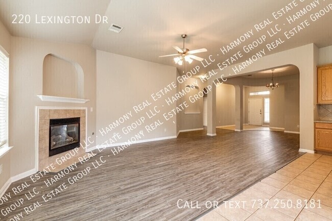 Photo - 220 Lexington Dr