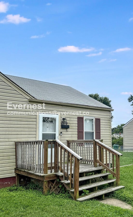 Photo - 2919 Creighton Rd