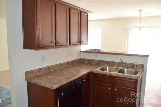 Photo - 117 Quail Springs Rd