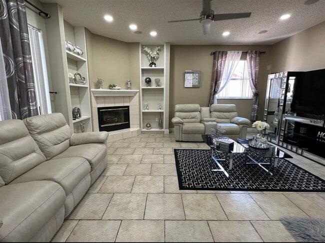 Photo - 11210 Scotchwood Dr