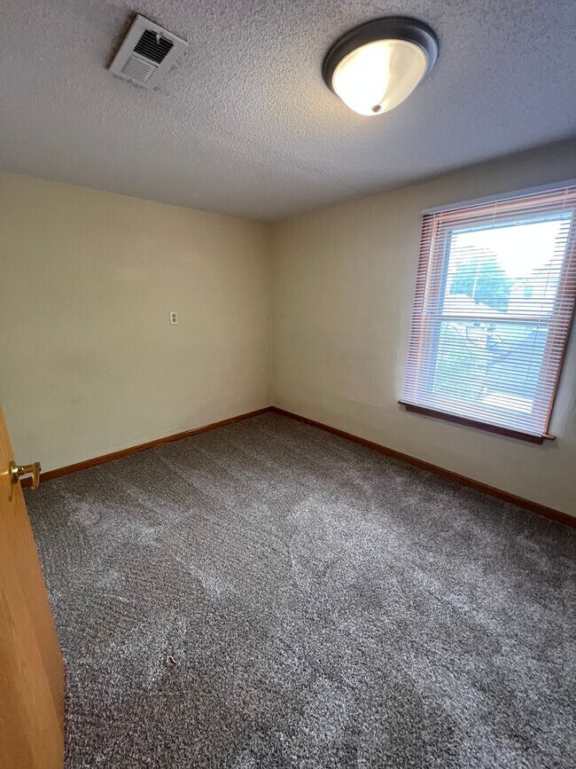 Photo - 216 Unit 3