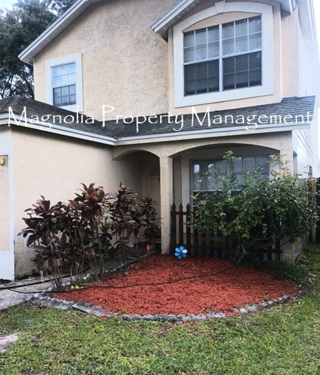 Photo - Two story, 3/2.5, near UCF or Valencia