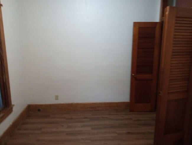 Photo - 1820 Marne Ave