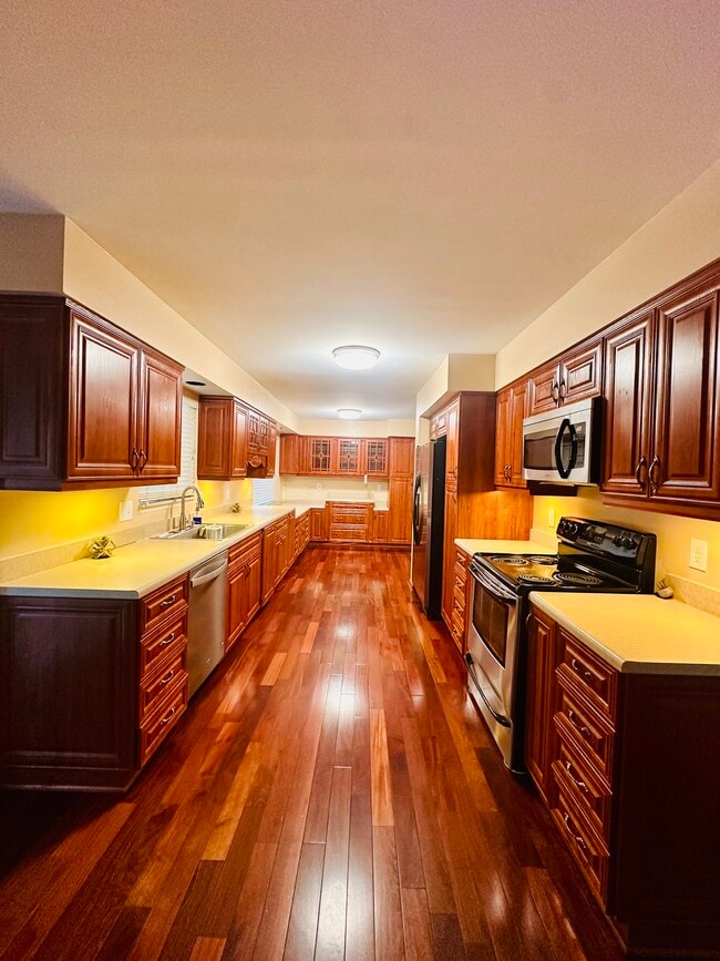 Photo - 30244 Southampton Ln