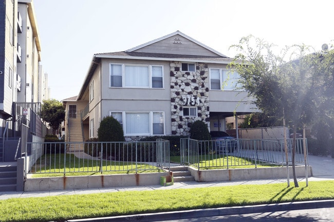 Building Photo - 3454 Jasmine Ave