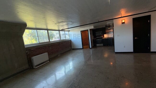 710 Main St Unit 2 A
