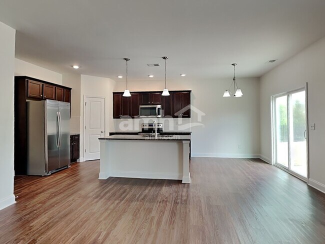 5020 Franks Creek Way