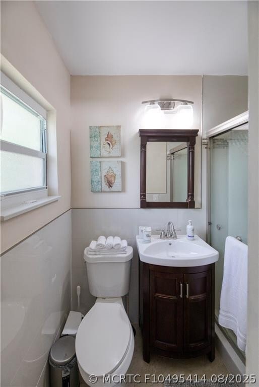 Photo - 2613-2615-2615 NE 33rd Ave