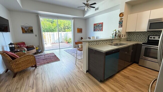 Photo - 11034 NW 43rd Terrace