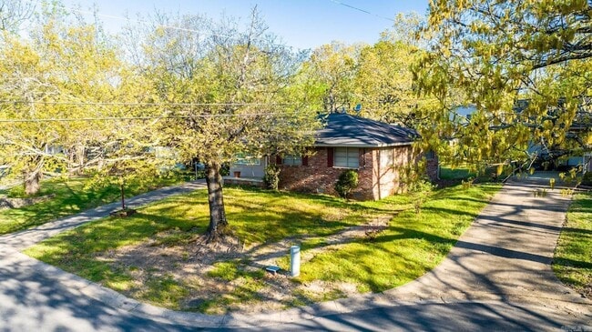 Photo - 9720 Brooks Ln