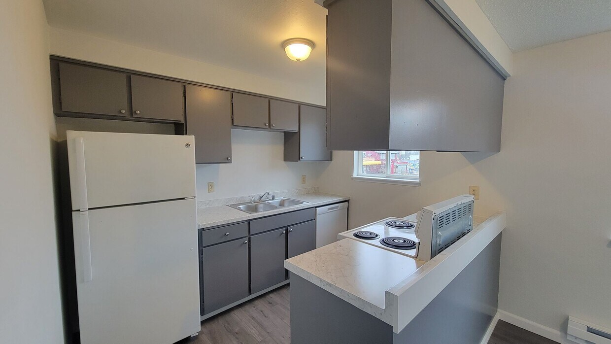 Photo - 5626 Delridge Wy SW (Seattle, WA)