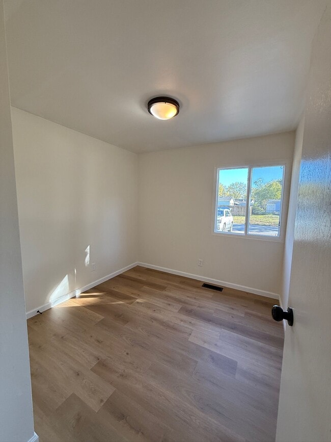 Photo - 91 Cedar Ridge Dr