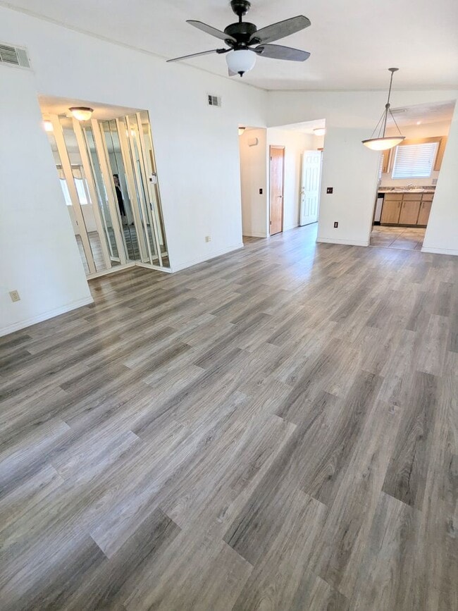 Photo - 1206 Deer Springs Rd