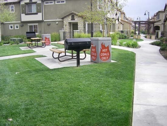 Photo - 26041 Iris Ave