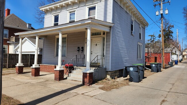 Photo - ds519 Unit 1