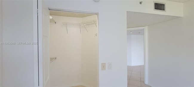 Photo - 150 NW 96th Ave Unidad 9210