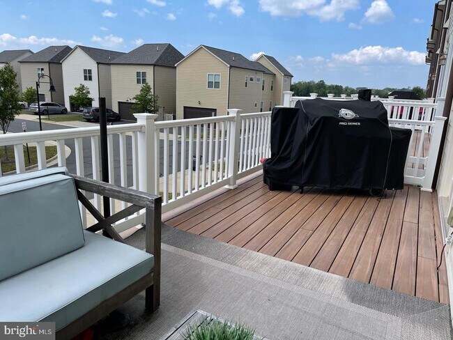 Photo - 44711 Plympton Square