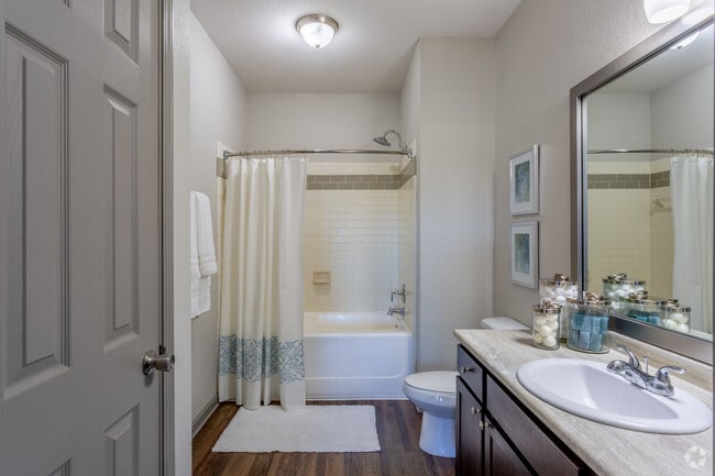 2HAB, 2BA - Century HomePlace