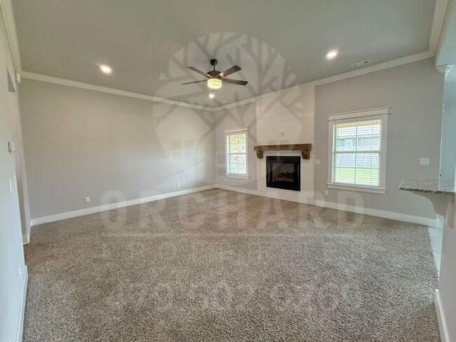 Building Photo - Tontitown- Single-Family Home- Popular Wel...