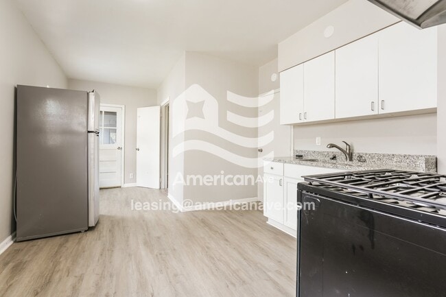 Photo - 1806 S Taylor St