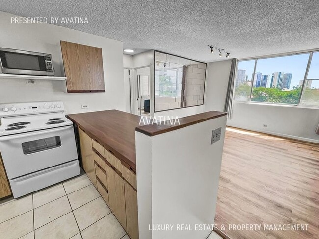 Photo - 1032 Kinau St