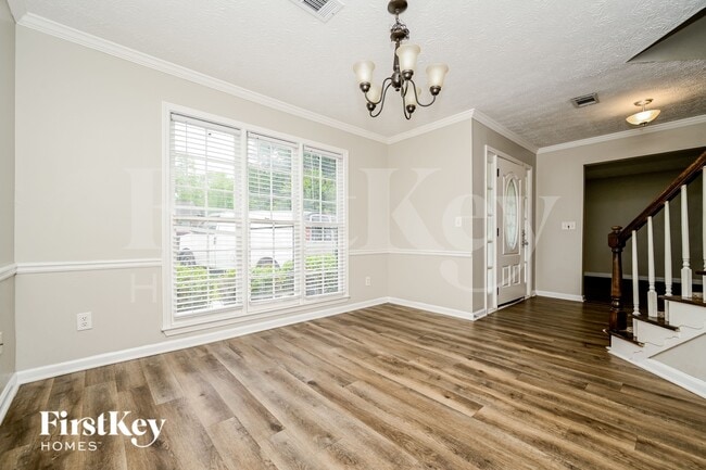 Photo - 55 Cinnamon Fern Cir