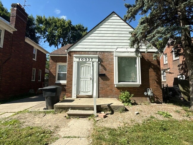 Renovated 3-Bedroom Home – We Welcome Sect... - Renovated 3-Bedroom Home – We Welcome Sect...