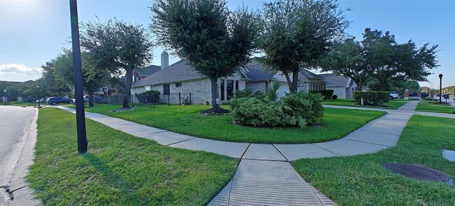 Photo - 10203 Ripple Lake Dr
