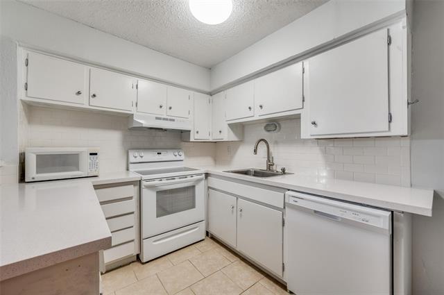 Photo - 5323 Fleetwood Oaks Ave Unit 156