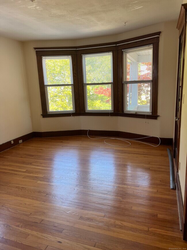 Photo - 32 Westwood Rd