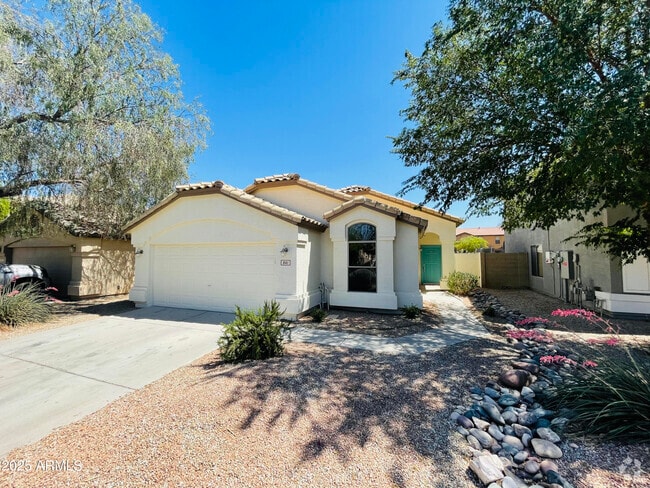 Building Photo - 841 E Lovegrass Dr Rental