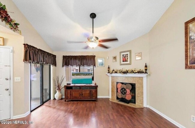 3801 Crown Point Rd Unit 1273