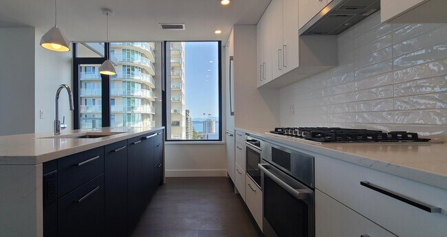 Photo - 1588 Johnston Rd Unit 1205