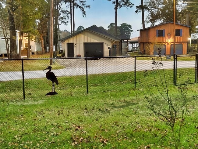 Building Photo - 109 Teena Ln