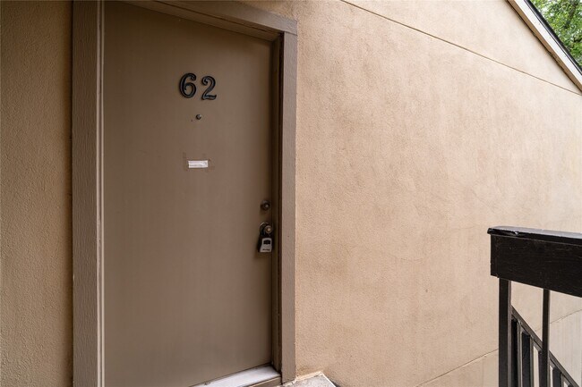 Photo - 3300 Pebblebrook Dr