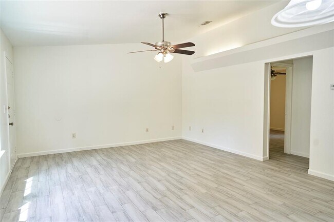 Photo - 23393 Nameless Rd Unit 142