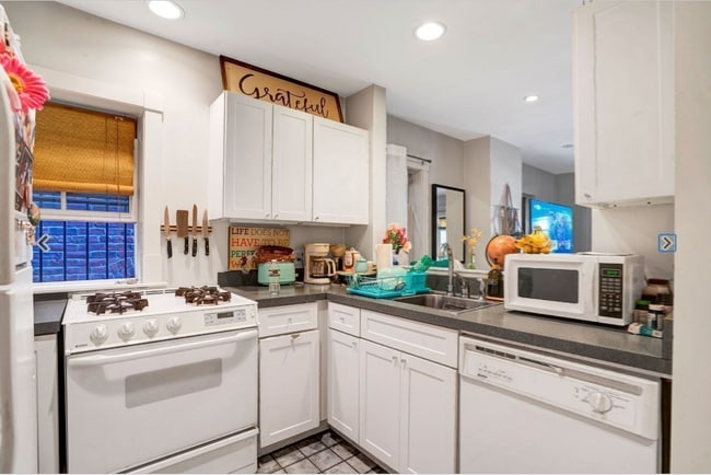 Photo - 151 Highland St