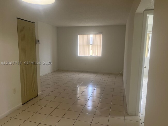 Photo - 560 NW 114th Ave Unit 204
