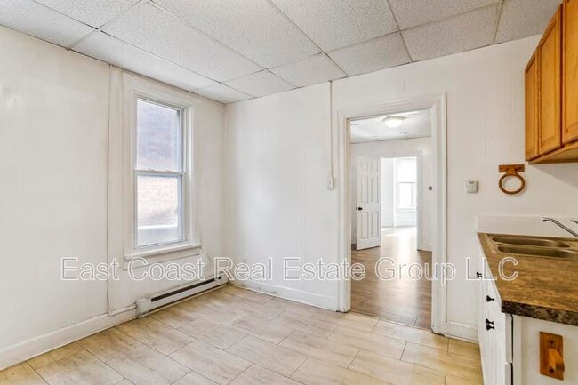 Photo - 207 N Mulberry St Unidad #2