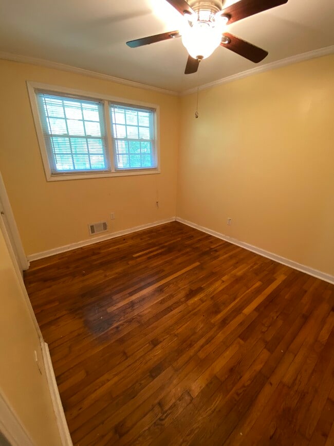 Photo - 2261 Capehart Cir NE