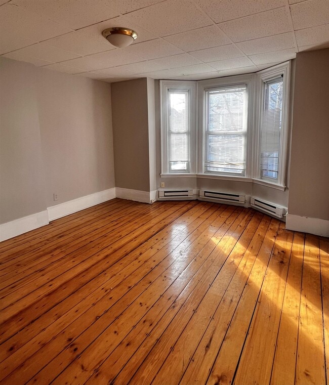 Photo - 9 School St Unidad 2