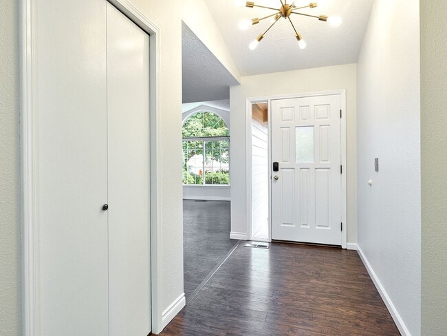 Photo - 3 bed, 2 bath single-level home in South Salem