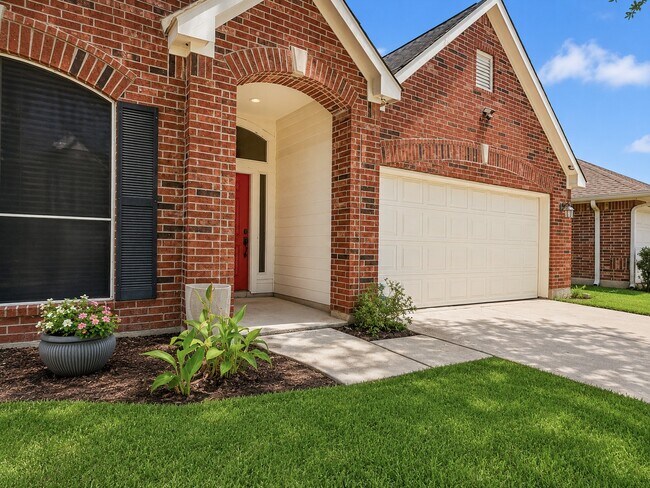 Photo - 6114 Menor Crest Dr