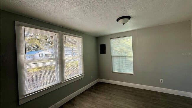 Photo - 508 N Finley Ave