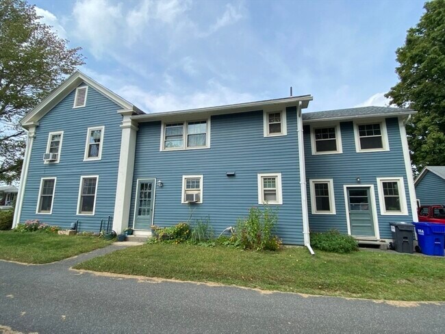 231 River Dr