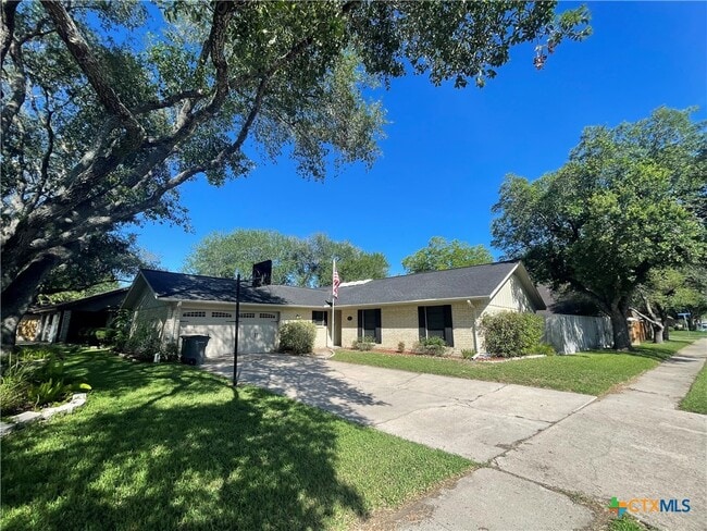 Photo - 101 Rio Vista Dr