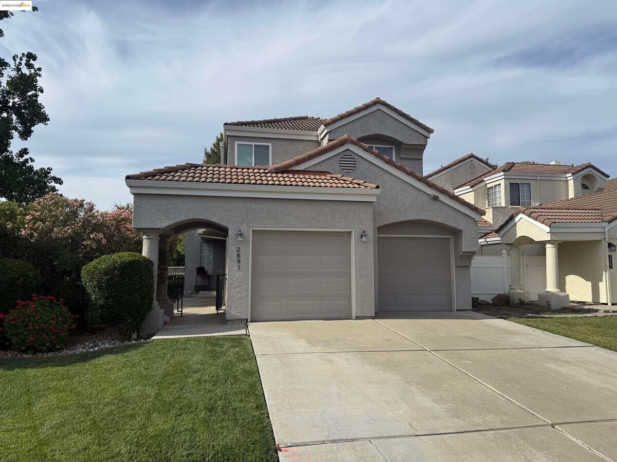 Photo - 2891 Cherry Hills Dr House