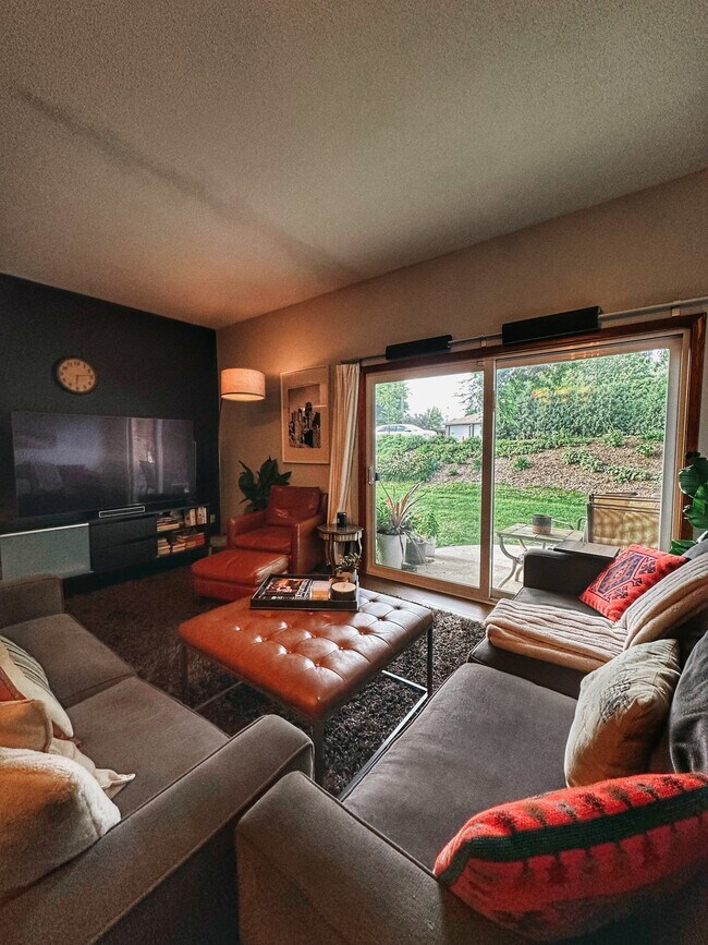 Photo - 7317 W Franklin Ave