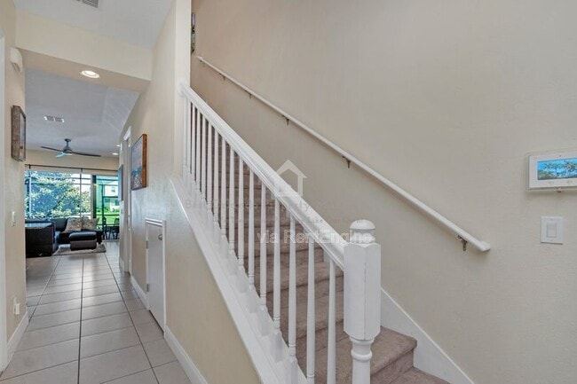 Photo - 317 Captiva Dr